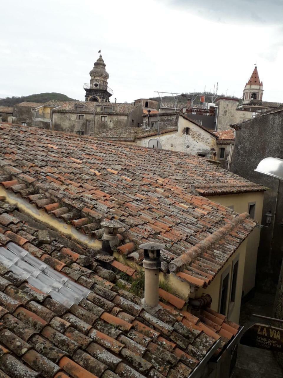 B&B Le Vie Del Borgo Castiglione De Sicilia Exterior photo